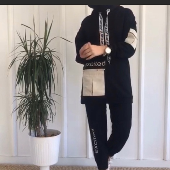 Hoodie & Pants Tracksuit Set Black & Pale Green Size M - Picture 2 of 14